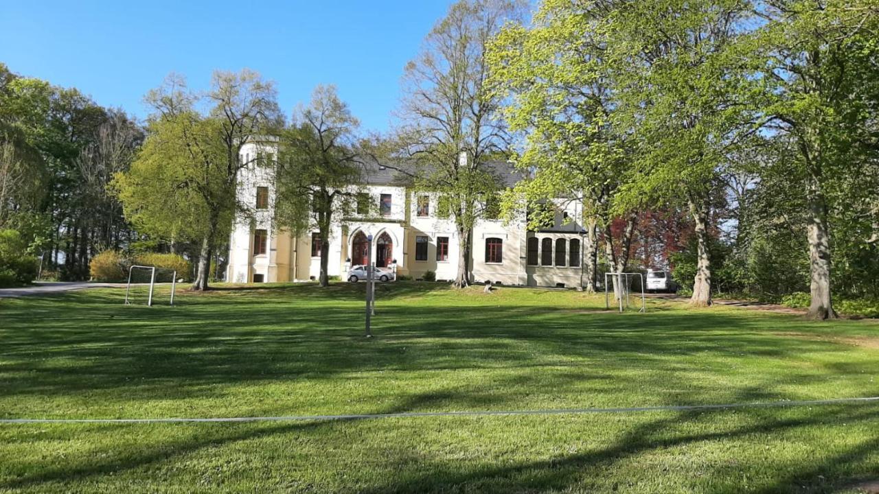Testorf-Steinfort Herrenhaus Harmshagen מראה חיצוני תמונה